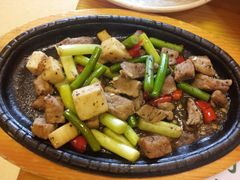 -青瓦餐厅·生鱼片·韩园烤肉(西塔店)