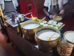 -正宁路小吃夜市