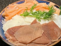-三出山火锅(南京万象天地店)