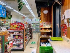 零售区-全家便利店(王府井大街店)