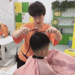 点击看大图 -爆米花儿童美发