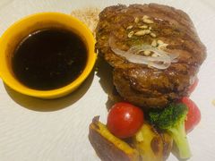 山有花牛排-山有花啡餐厅(常营总店)