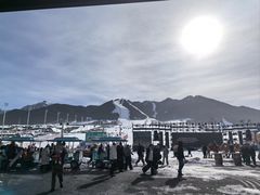 -丝绸之路山地度假区滑雪场