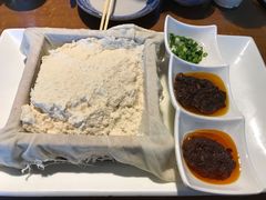 一块豆腐-95号酱骨·一块豆腐(展春园西路店)
