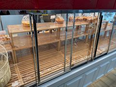 面包甜点陈列柜-味多美蛋糕(三元桥店)