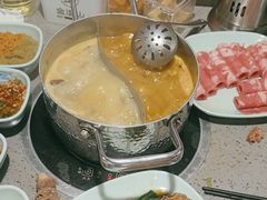 -金滏山烤肉·海鲜·火锅自助餐厅(襄阳万达店)