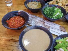 -丽江人家斑鱼火锅(保健路店)