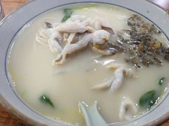 招牌黄鱼面-明呈黄鱼面馆(斜土路店)