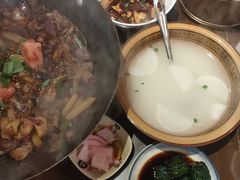 -富正毅三下锅·湘西韵味(天门山索道店)