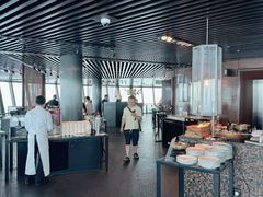 -澳门旅游塔360°旋转餐厅