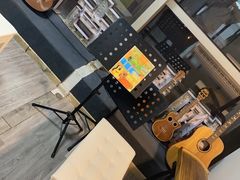 -梅纳·钢琴声乐架子鼓Mena Music(双井店)