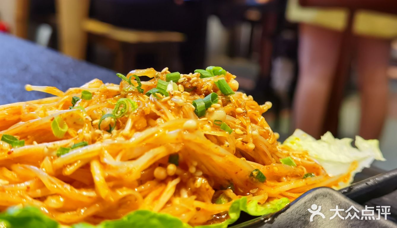 里面抽烟的也挺多所以打算换一家