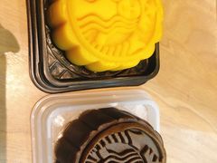 冰皮月饼-星巴克(长春开运街欧亚店)