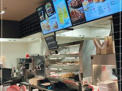 -肯德基(中纬店)