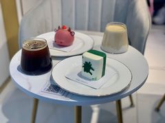 -Fridi Patisserie Cafe