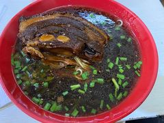 -小龙大肉面馆