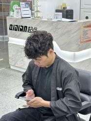 点击看大图 -起点造型·QIDIAN烫染接发