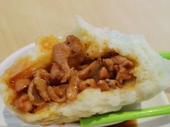 奥尔良鸡腿包-老陶包子铺(南大西南村店)