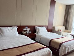 -兴芮温泉度假区