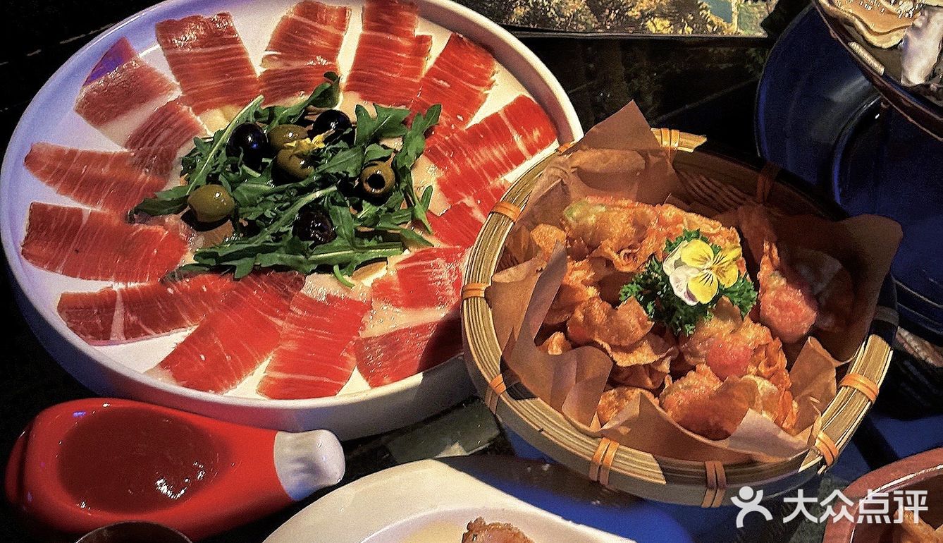 东莞浪漫餐酒吧吃漂亮饭！！