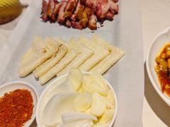 -小河公主秘制烤羊腿(小绿谷店)