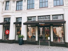 -lululemon(比斯特购物村店)
