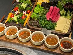 -蘸小院铁锅炖·蘸酱菜·东北菜(怀远门店)