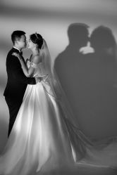 点击看大图 -挪娅婚纱摄影皇家会所