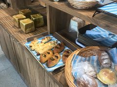 -沁屋面包店(人民东路店)