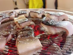 -围炉肉舍•炭烤活鳗•丹东海鲜烤肉(步行街店)