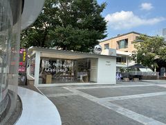 -HUGS coffee(东区店)