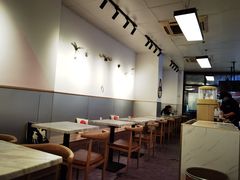 大堂-亦古亭·手作鲜果芋圆(大学城店)