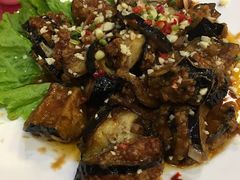 -鑫渔港海鲜本地菜·山海关浑锅(东戴河店)