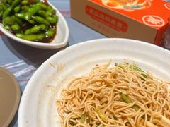 -肥肥虾庄·金牌油焖大虾(杨园滨江时代walk店)