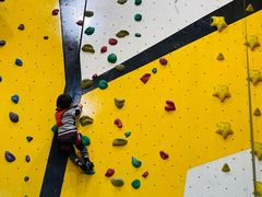 -问山MountQuest攀岩馆