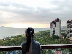 -三亚湾海居铂尔曼度假酒店