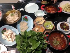 -鼎盛山海火锅(北戴河刘庄夜市老虎石浴场店)