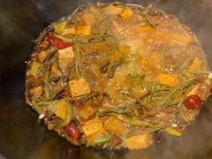 -袁小二大东北铁锅炖(吉祥村总部)