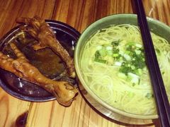 二孃鸡爪爪(东风店)-二孃鸡爪爪(东郊记忆店)