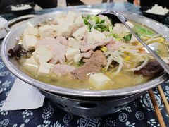 -晏老九豆花饭家常菜(上海城店)