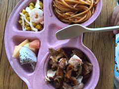 -汽车博物馆主题餐厅