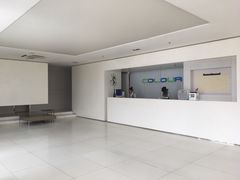 -卡罗酒店(东门晒布地铁站店)