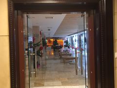 -碧中海汤泉汗蒸酒店