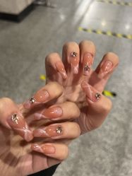 -FANS美甲美睫