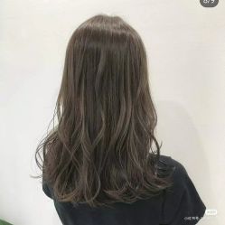 -时尚殿堂明星门店