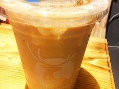 -瑞幸咖啡(新华百货宁阳广场店)