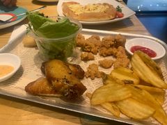 -菲滋意式餐厅(临平万达店)