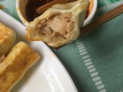 虾肉锅贴-众口斋锅贴(银泰城店)