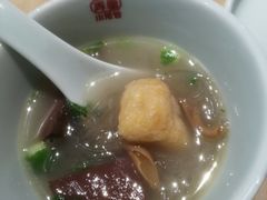 金陵鸭血粉丝汤-弄堂小笼包(西青中北永旺购物中心店)