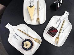 -UNI UNI(环亚凯瑟琳店)